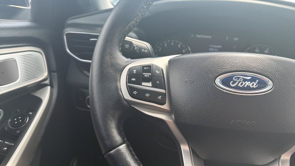 Certified 2023 Ford Explorer Limited w/ Limited Technology Package AWD/4WD image 35