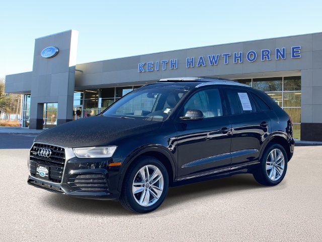 Used 2018 Audi Q3 2.0T Premium w/ Convenience Package AWD/4WD image 3