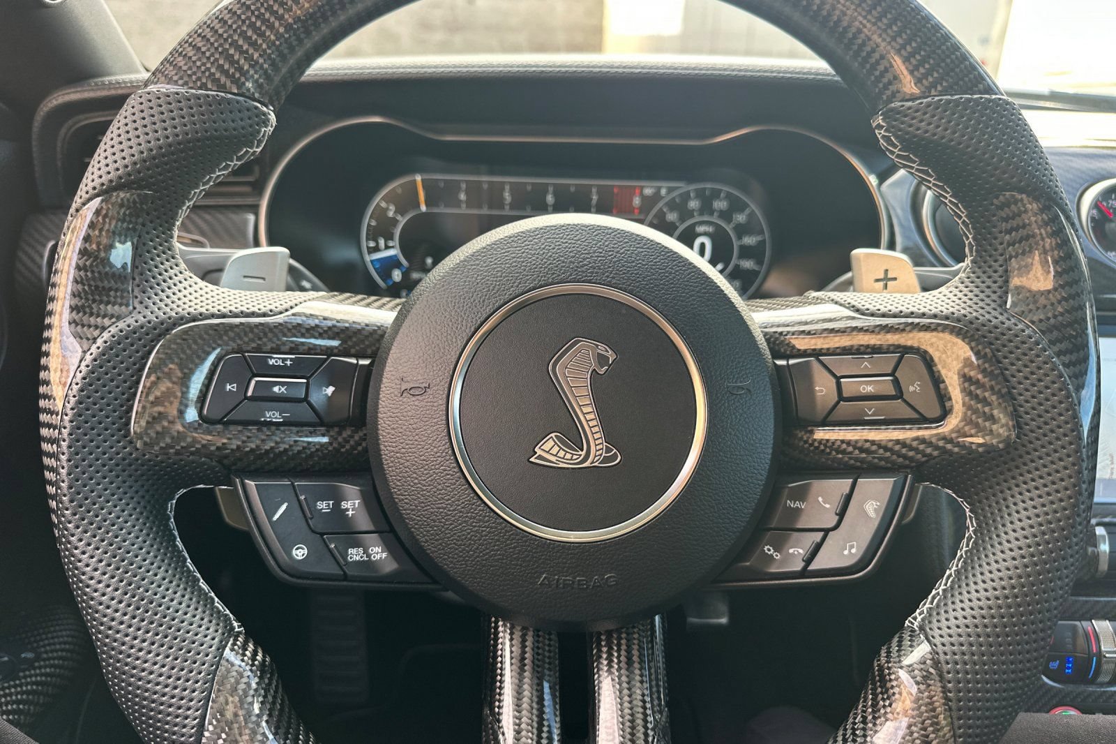 Certified 2020 Ford Mustang Shelby GT500 w/ Technology Package RWD image 34