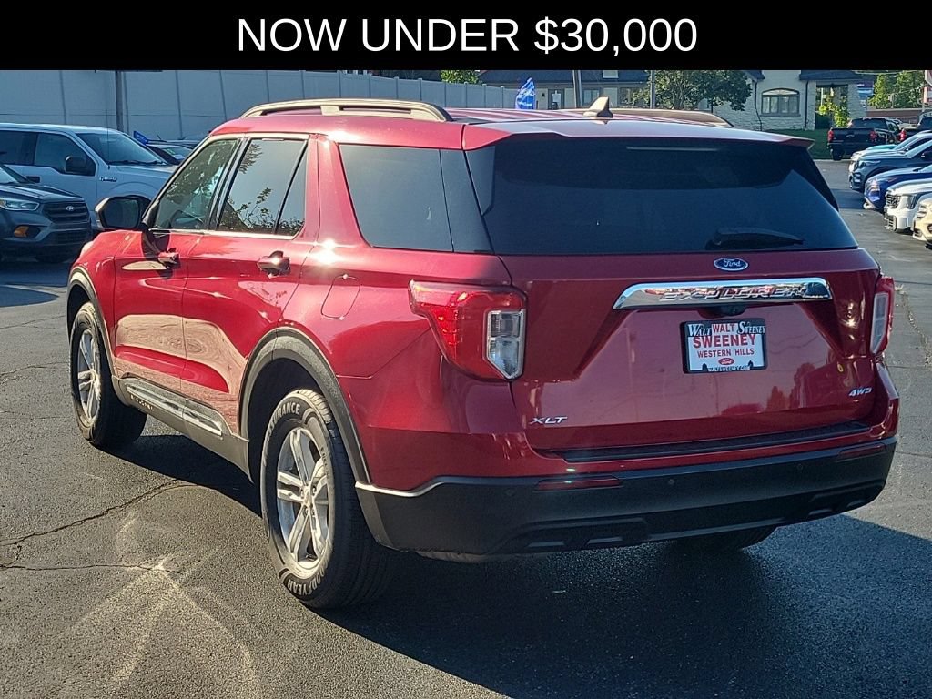 Certified 2022 Ford Explorer XLT AWD/4WD image 3