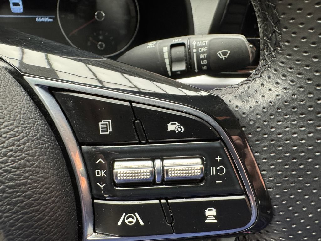 Used 2023 Kia Forte GT-Line w/ GT-Line Premium Package FWD image 16