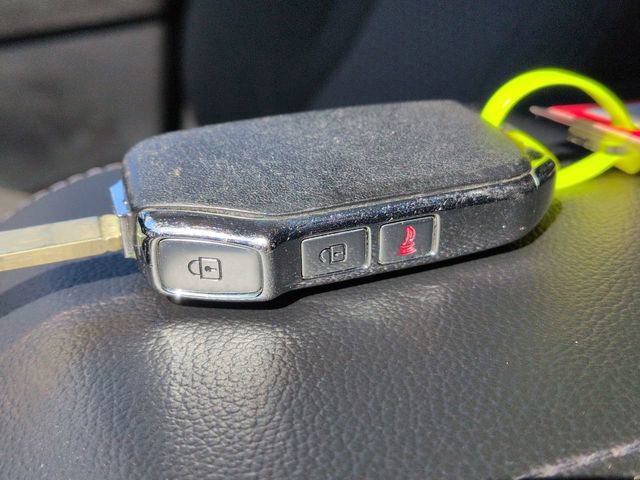 Used 2025 Kia Sportage LX image 34