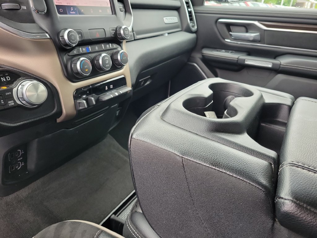 Used 2022 RAM 1500 Laramie AWD/4WD image 29