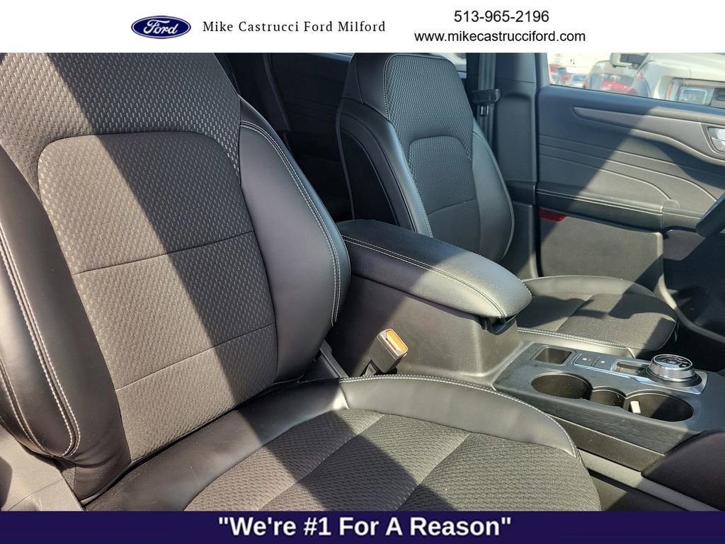 Certified 2024 Ford Escape SE FWD image 20