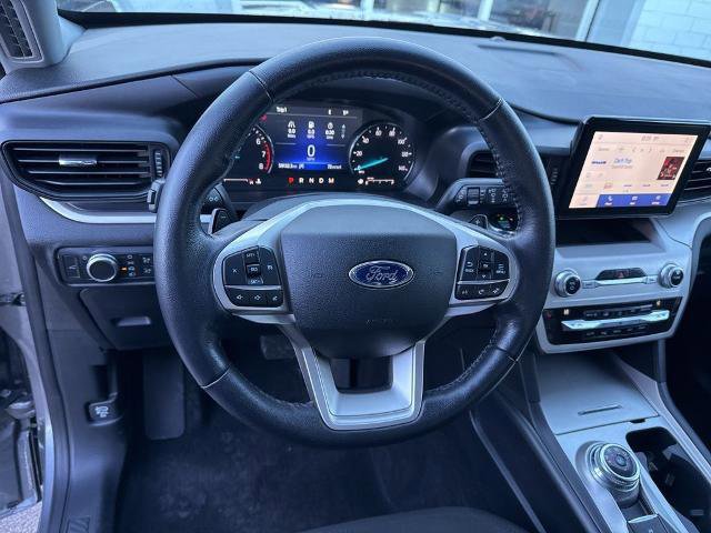 Certified 2021 Ford Explorer XLT w/ Class III Trailer Tow Package image 18