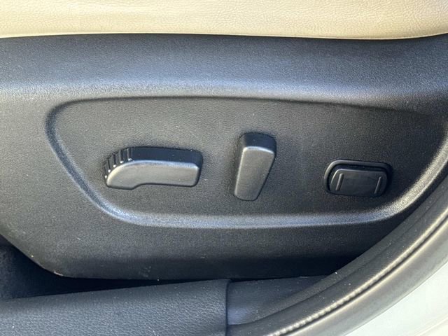 Used 2020 Nissan Rogue Sport SL w/ Premium Package image 19