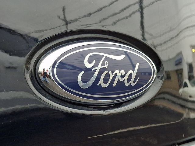 Certified 2017 Ford Transit 350 XL image 28