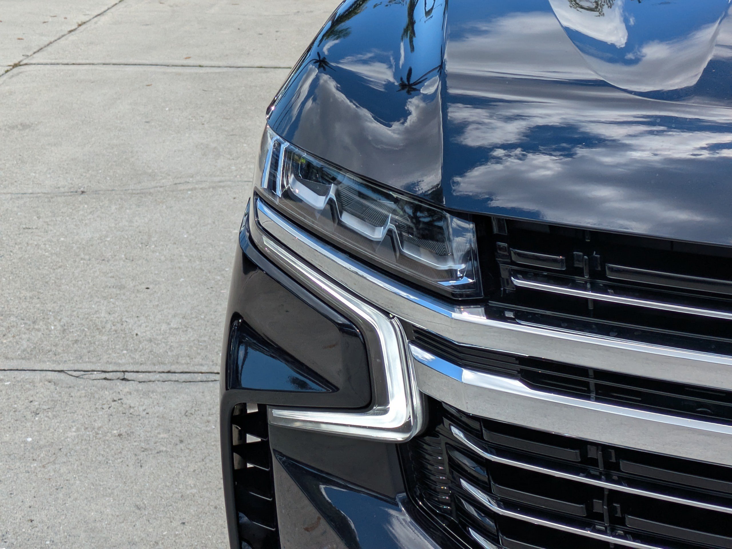 Used 2024 Chevrolet Tahoe LT RWD image 9