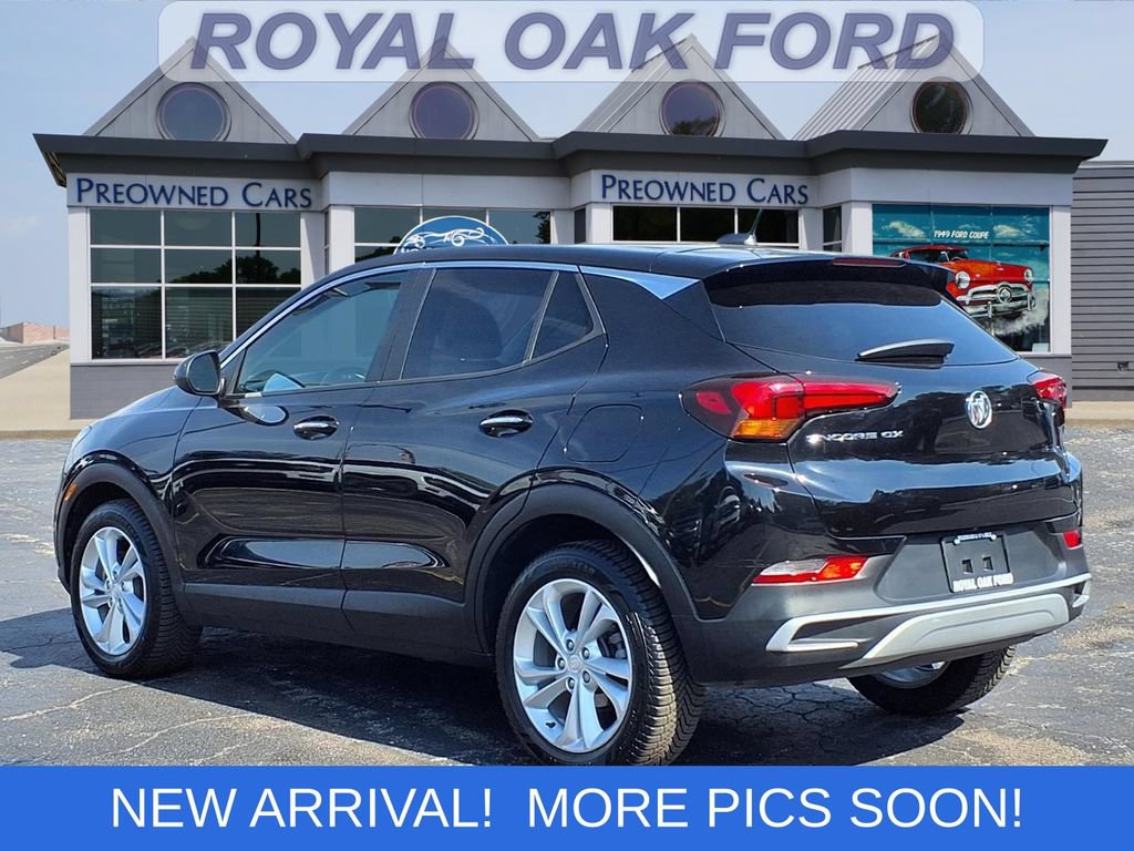 Used 2021 Buick Encore GX Preferred w/ Cold Weather Comfort Package FWD image 2