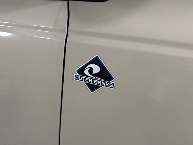 Certified 2025 Ford Bronco Outer Banks AWD/4WD image 17