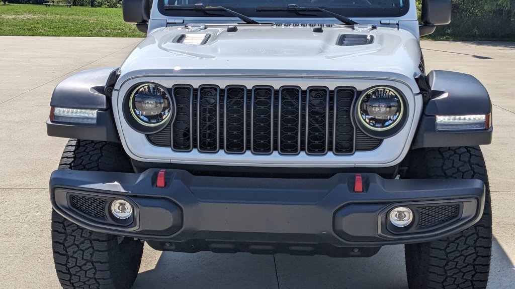 Used 2026 Jeep Gladiator Rubicon AWD/4WD image 9