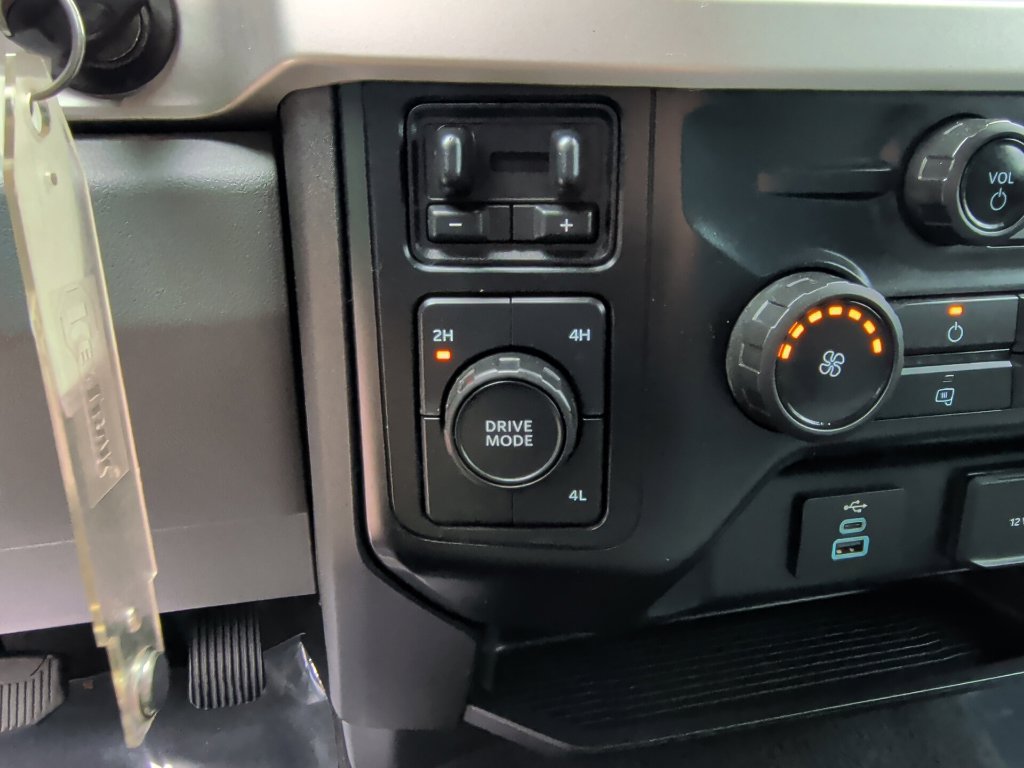Certified 2023 Ford F350 XLT w/ FX4 Off-Road Package AWD/4WD image 22