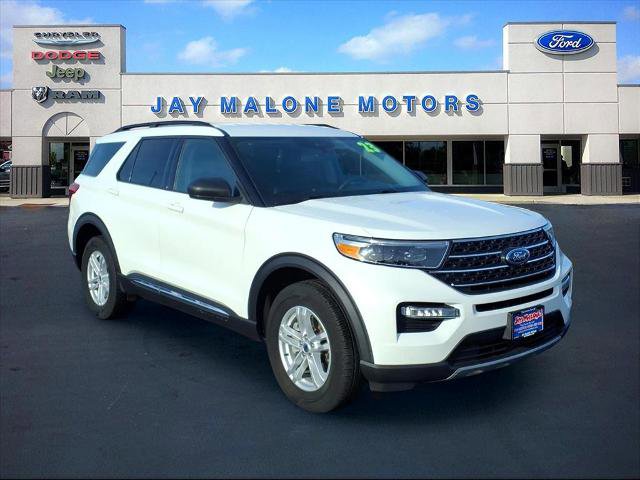 Certified 2023 Ford Explorer XLT w/ Equipment Group 202A image 7