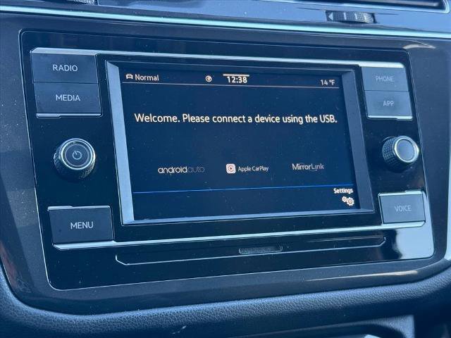 Used 2022 Volkswagen Tiguan S image 22