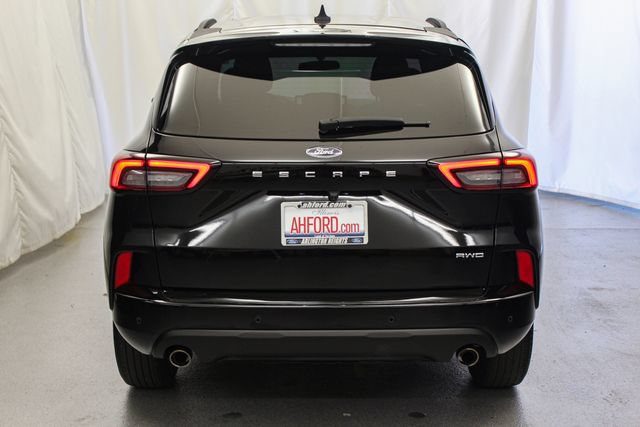 Certified 2023 Ford Escape ST-Line w/ Tech Pack #1 AWD/4WD image 8