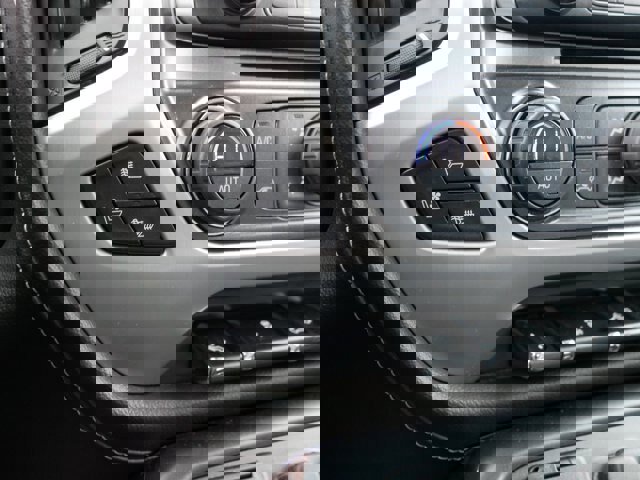 Used 2017 GMC Sierra 1500 SLT image 29