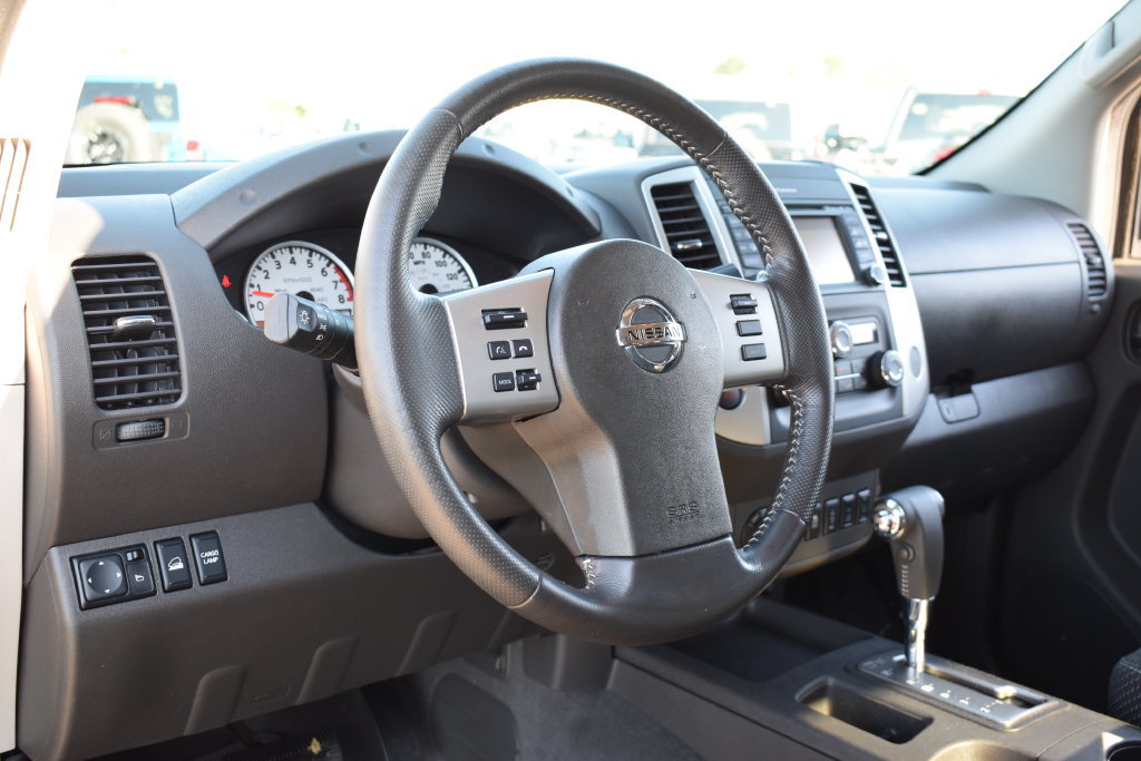Used 2019 Nissan Frontier PRO-4X AWD/4WD image 23