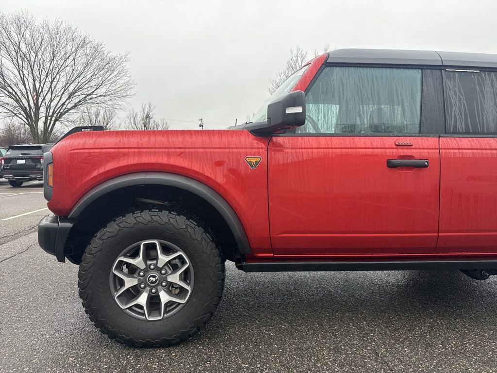Certified 2023 Ford Bronco Badlands image 7