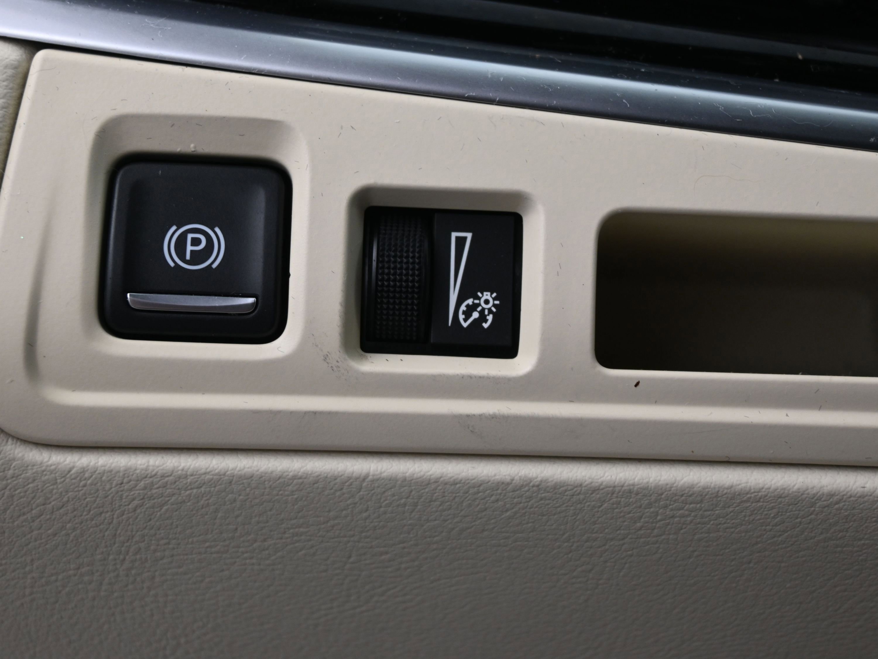 Used 2023 Cadillac XT6 Premium Luxury image 44