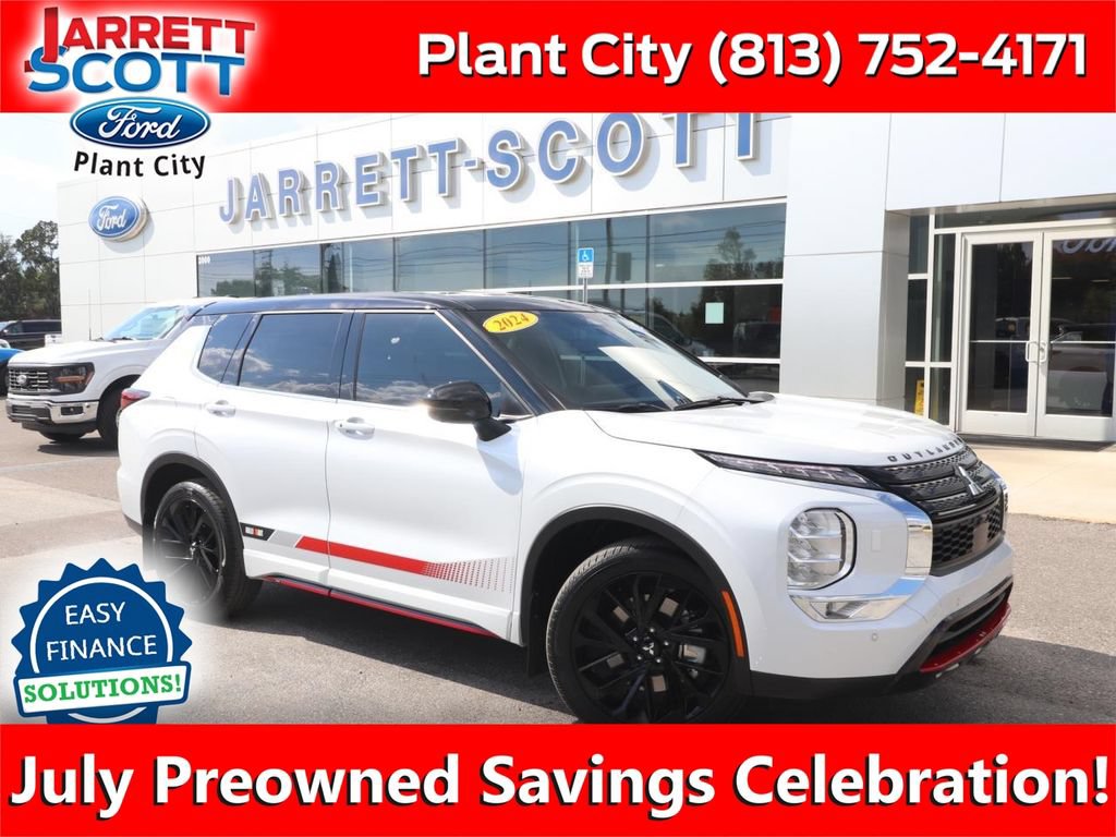 Used 2024 Mitsubishi Outlander SE Black Edition