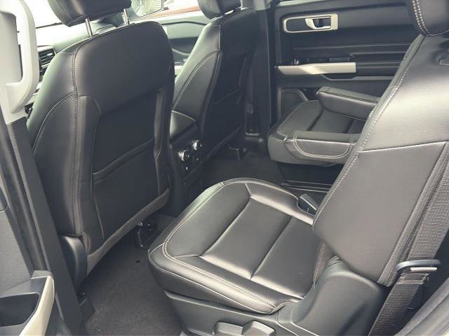Certified 2022 Ford Explorer XLT w/ Equipment Group 202A image 21