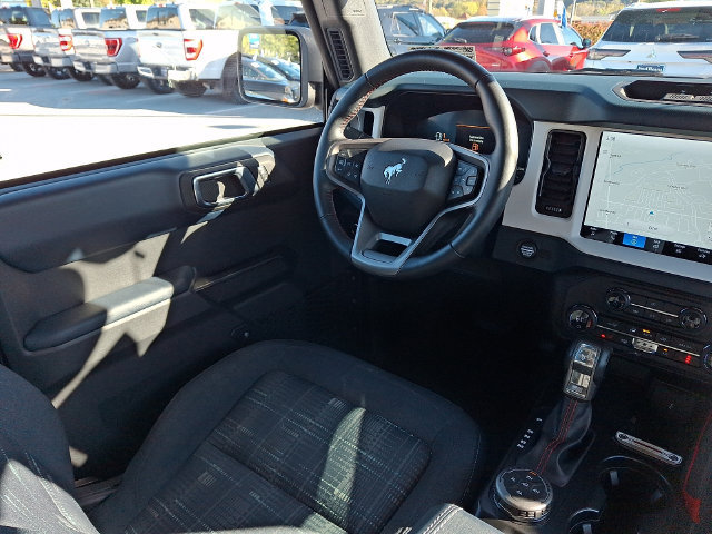Certified 2025 Ford Bronco Heritage Edition AWD/4WD image 20