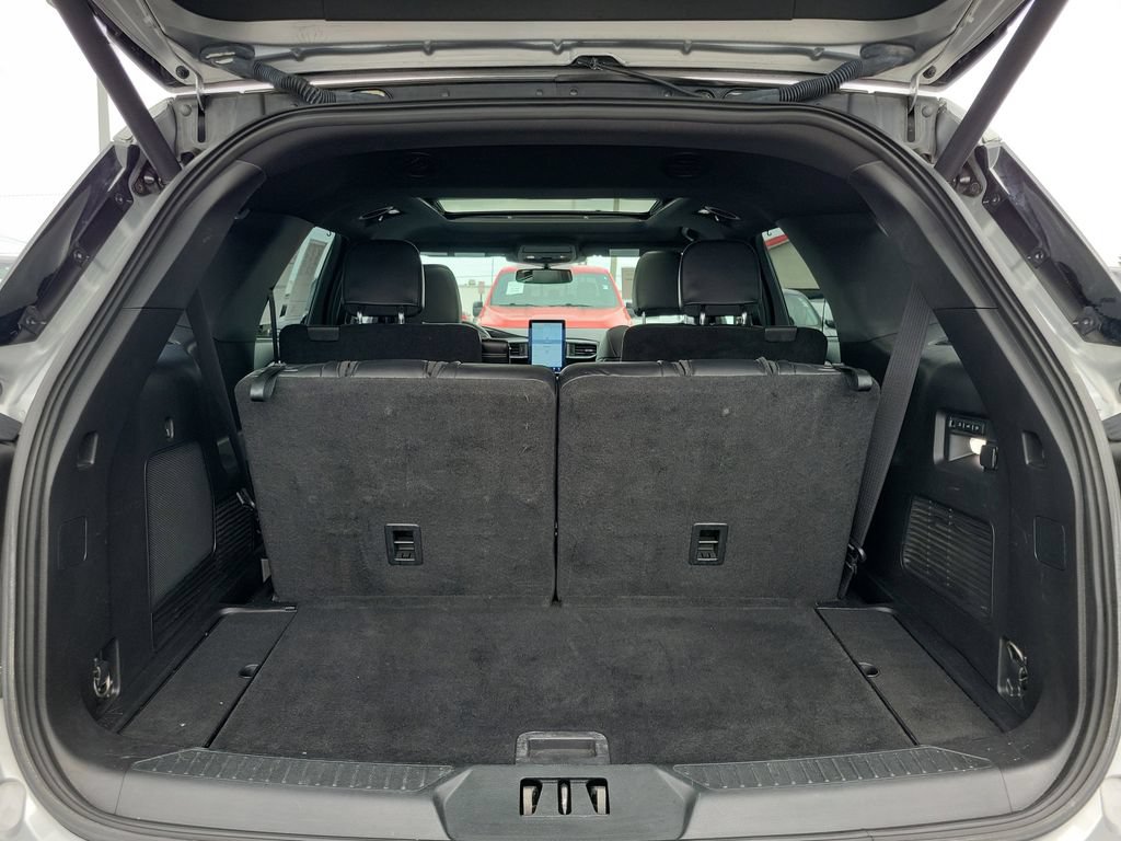 Certified 2021 Ford Explorer ST w/ Equipment Group 401A AWD/4WD image 9