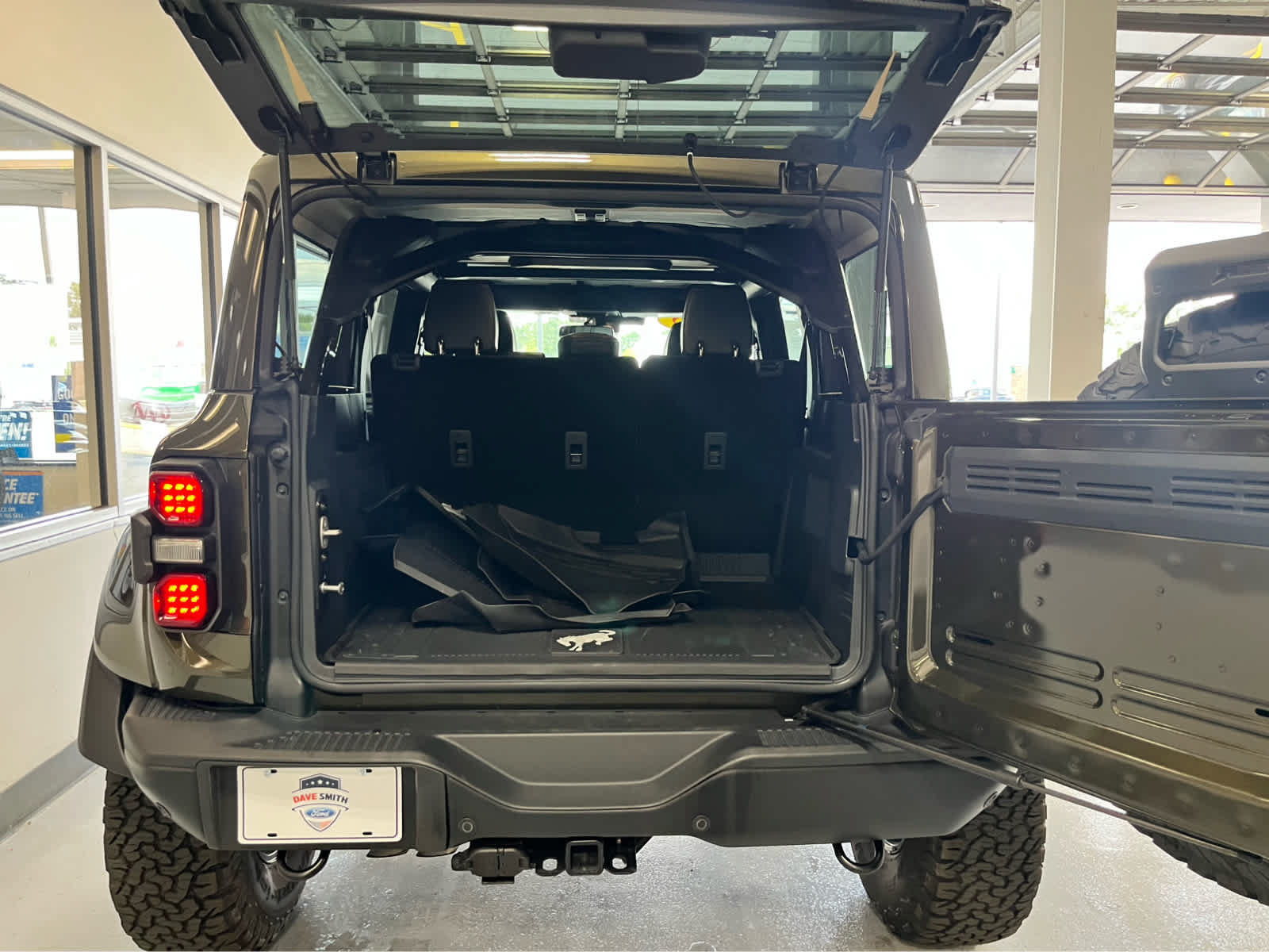 Certified 2025 Ford Bronco Raptor AWD/4WD image 35