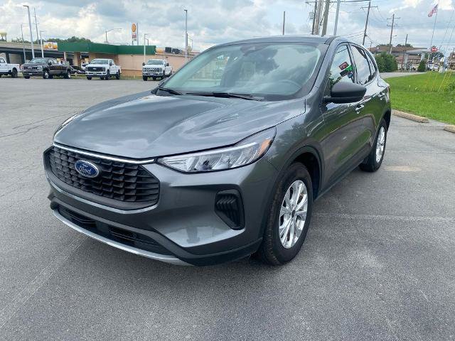 Certified 2025 Ford Escape Active FWD image 3