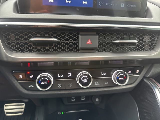 Used 2025 Acura ADX A-Spec image 29