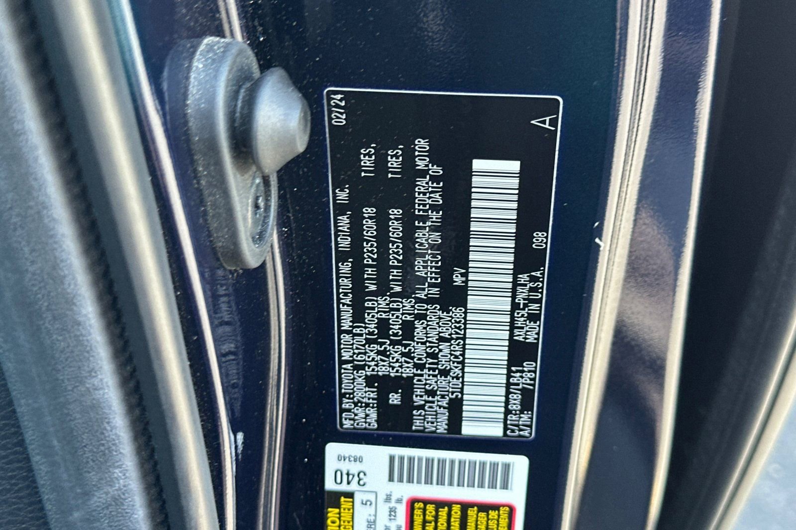 Used 2024 Toyota Sienna Platinum AWD/4WD image 30