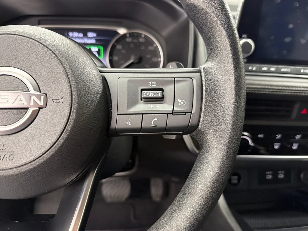 Used 2024 Nissan Rogue S FWD image 22