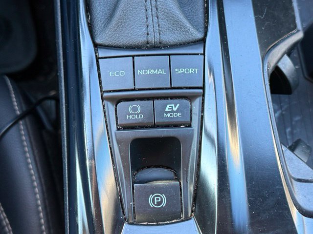 Used 2025 Toyota Camry SE FWD image 24
