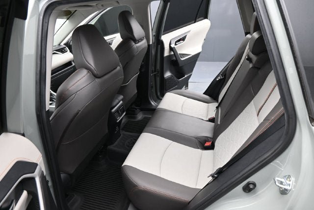 Used 2022 Toyota RAV4 Adventure w/ Convenience Package AWD/4WD image 20