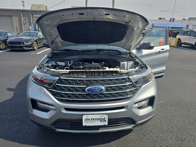 Certified 2023 Ford Explorer XLT w/ Equipment Group 202A AWD/4WD image 10