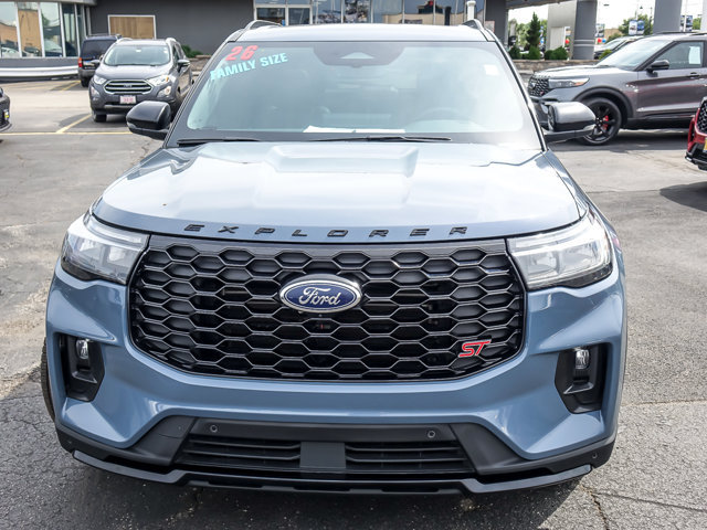 Certified 2026 Ford Explorer ST AWD/4WD image 4