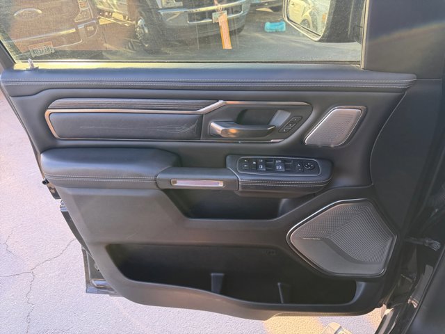 Used 2020 RAM 1500 Limited w/ Black Appearance Package AWD/4WD image 13