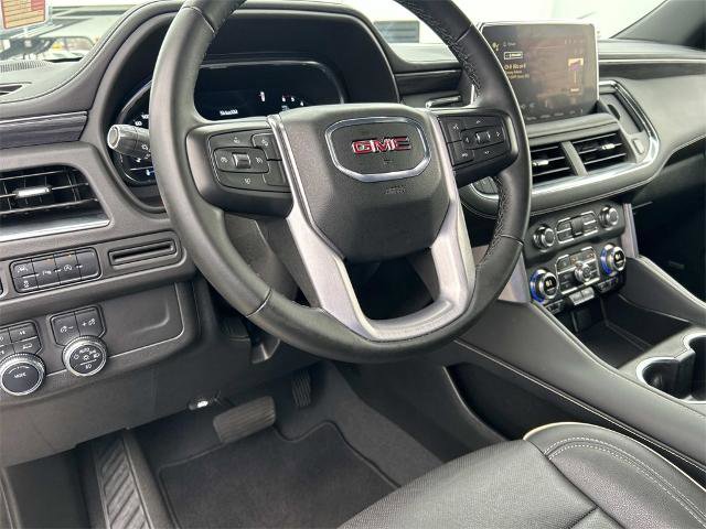 Used 2024 GMC Yukon SLT image 13