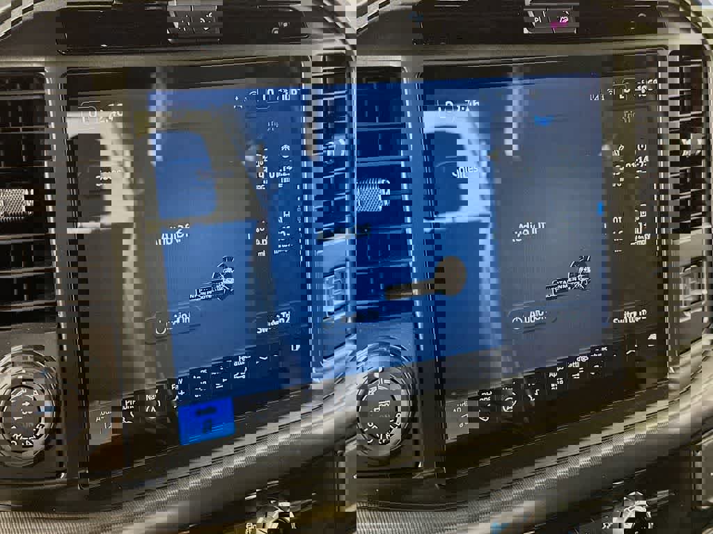 Certified 2025 Ford F150 Lariat w/ Equipment Group 501A Mid image 16