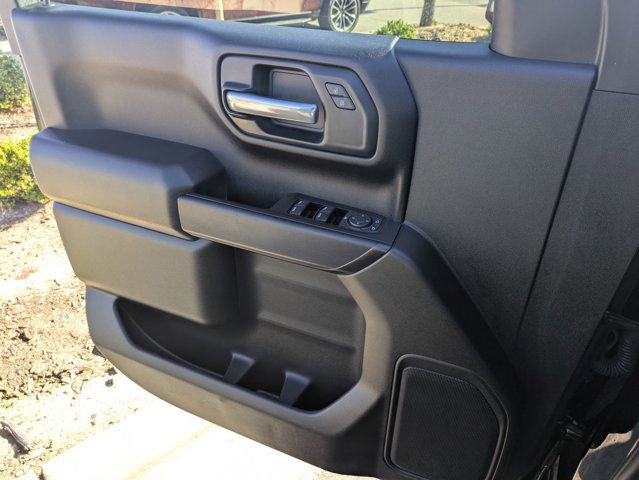 Used 2024 Chevrolet Silverado 1500 Custom image 18