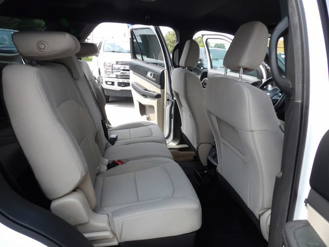 Certified 2018 Ford Explorer XLT AWD/4WD image 34