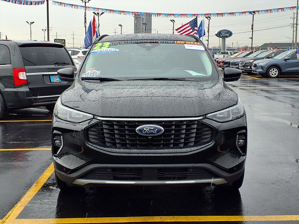 Certified 2023 Ford Escape Platinum image 5