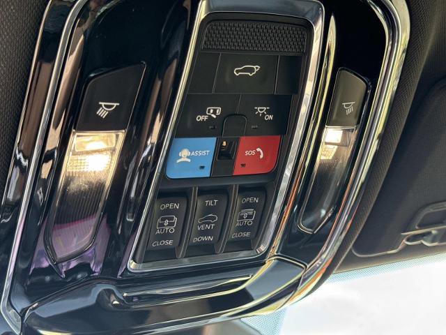 Used 2023 Jeep Grand Cherokee L Overland w/ Luxury Tech Group IV AWD/4WD image 24