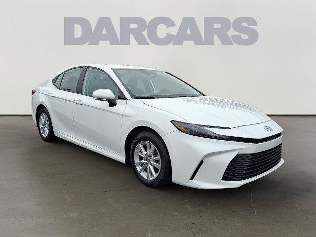 Used 2025 Toyota Camry LE FWD image 1