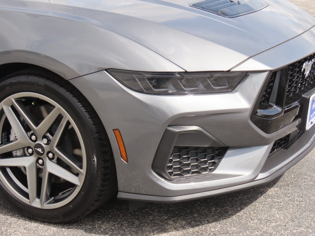 Certified 2025 Ford Mustang GT Premium RWD image 5