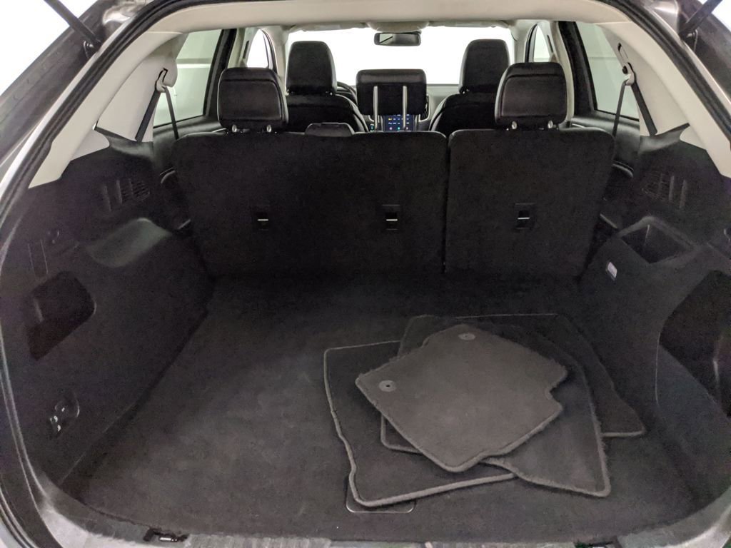 Certified 2024 Ford Edge SEL image 24