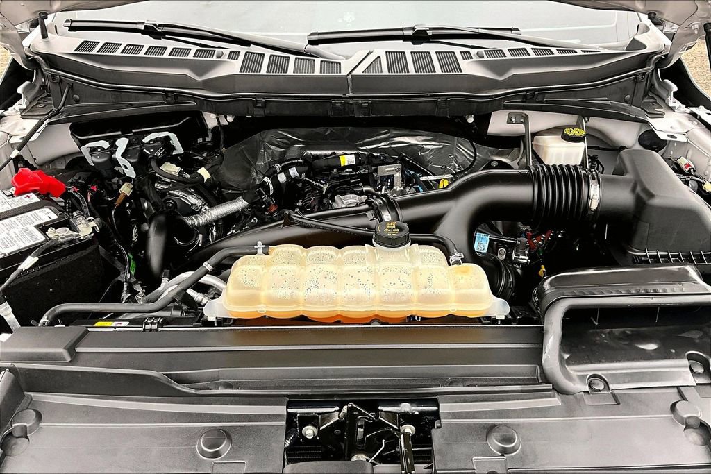 Certified 2023 Ford F150 XLT w/ Equipment Group 302A High image 10