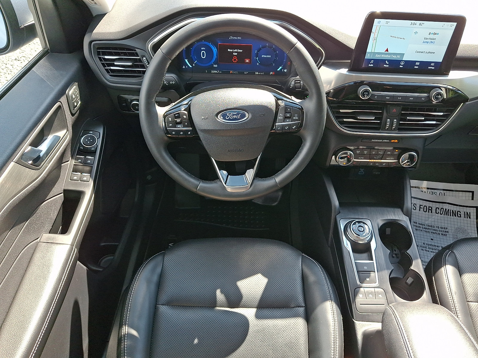 Certified 2022 Ford Escape Titanium w/ Class II Trailer Tow Package AWD/4WD image 13