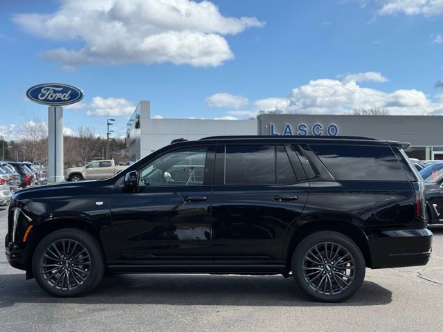 Used 2026 Cadillac Escalade Platinum Sport w/ LPO, Floor Liner Package image 4