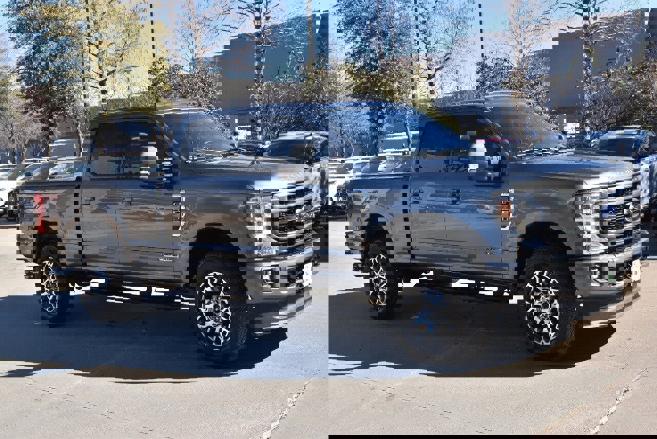 Certified 2022 Ford F250 Lariat w/ Lariat Ultimate Package image 12